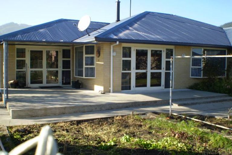 Photo of property in 74-76 Shiel Street, Reefton, 7830