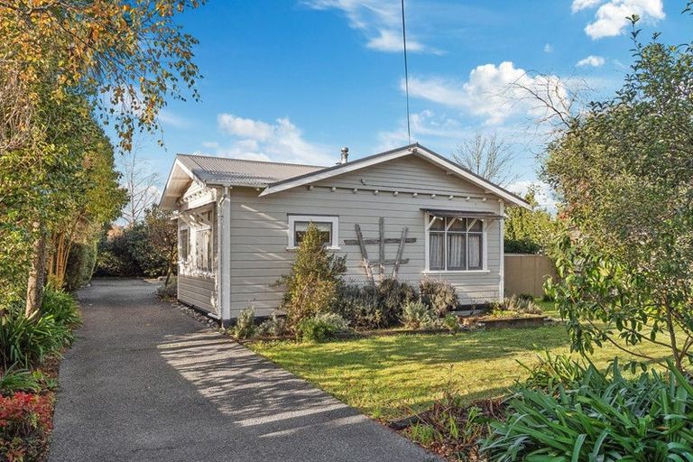 Photo of property in 182 High Street North, Carterton, 5713