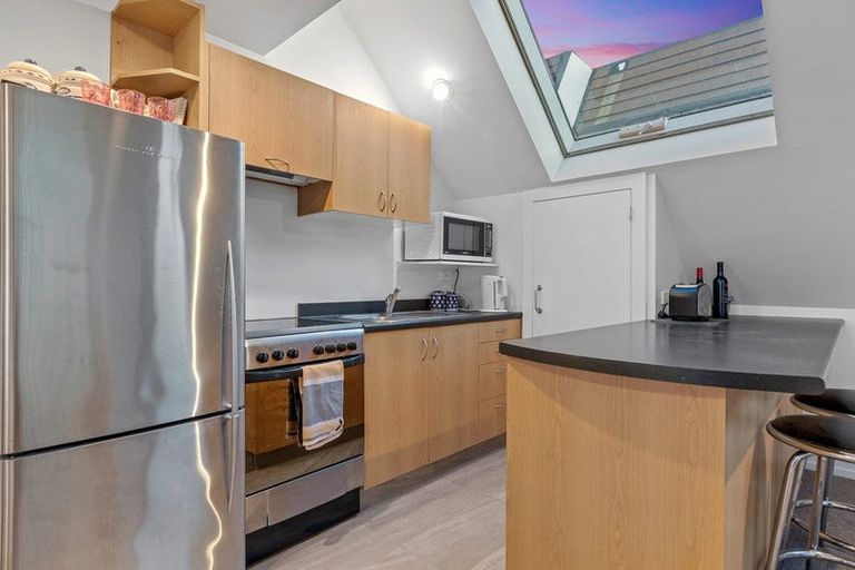 Photo of property in 9/32 Cranmer Square, Christchurch Central, Christchurch, 8013