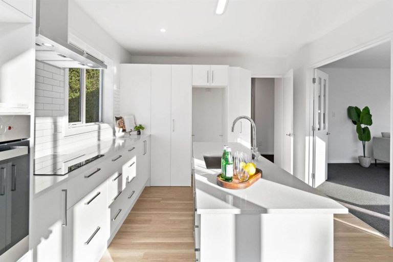 Photo of property in 30 Harrys Way, Redwood, Christchurch, 8051