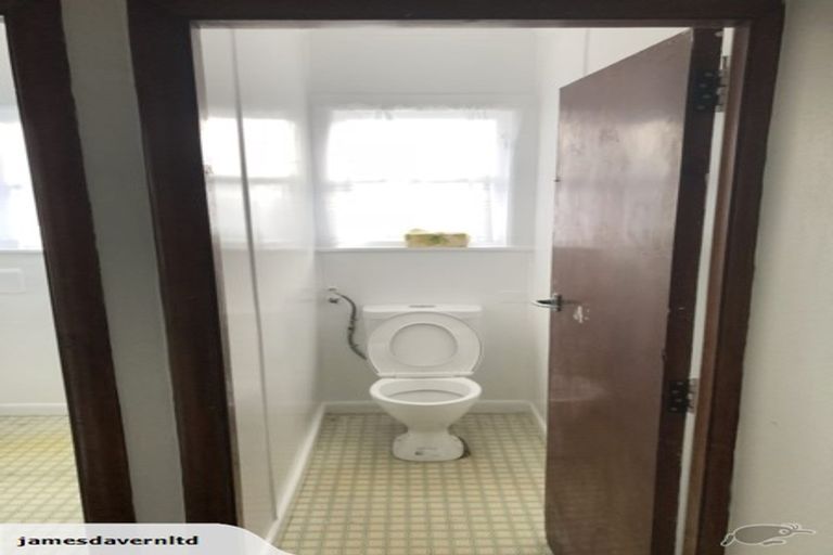 Photo of property in 10 Albert Street, Riverhead, 0820