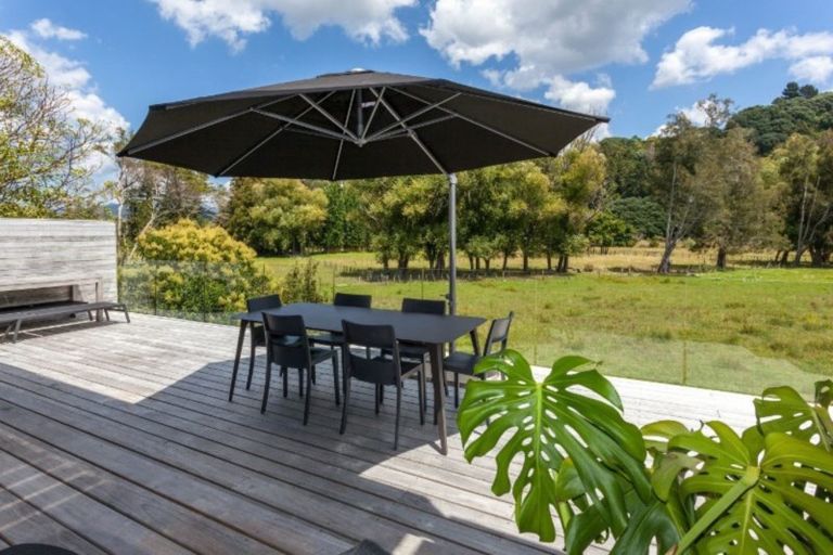 Photo of property in 111 Seabreeze Lane, Whangamata, 3620