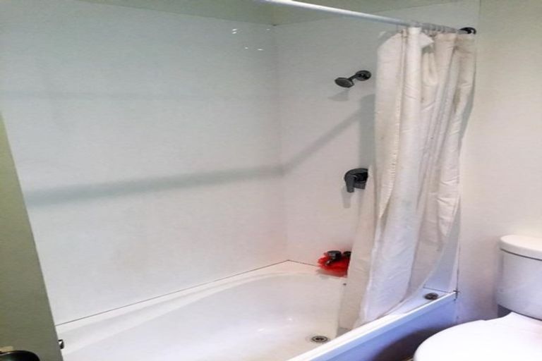 Photo of property in 60a Croydon Street, Karori, Wellington, 6012