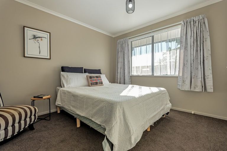 Photo of property in 34 Mcleavey Drive, Kelvin Grove, Palmerston North, 4414