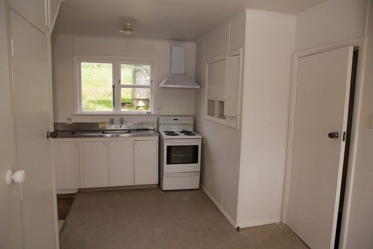 Photo of property in 50-56 Leicester Street, Cannons Creek, Porirua, 5024