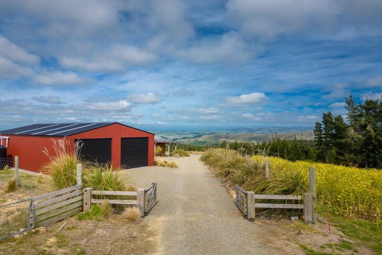 Photo of property in 246 Centrewood Park Road, Waimate, 7977