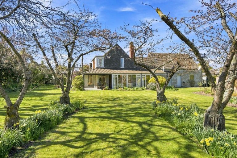 Photo of property in 167 West Belt, Rangiora, 7400