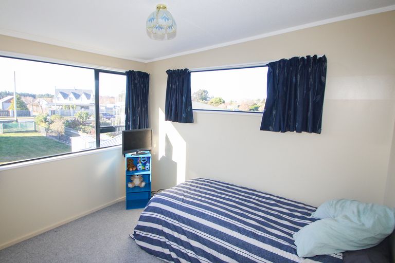 Photo of property in 3 Grove Avenue, Weston, Oamaru, 9401