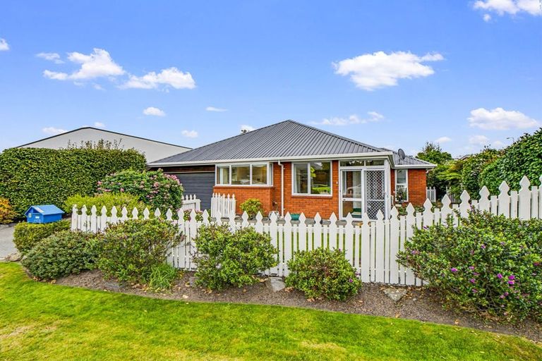 Photo of property in 8 Kennedys Bush Road, Halswell, Christchurch, 8025