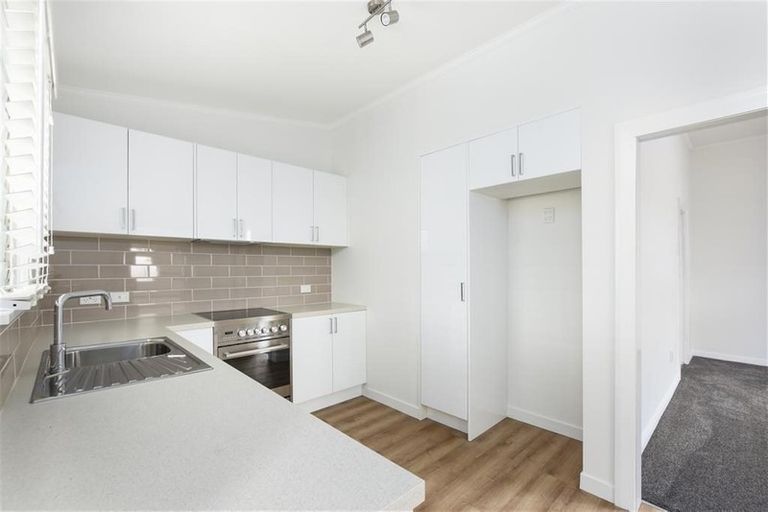 Photo of property in 37 Wesley Street, South Dunedin, Dunedin, 9012