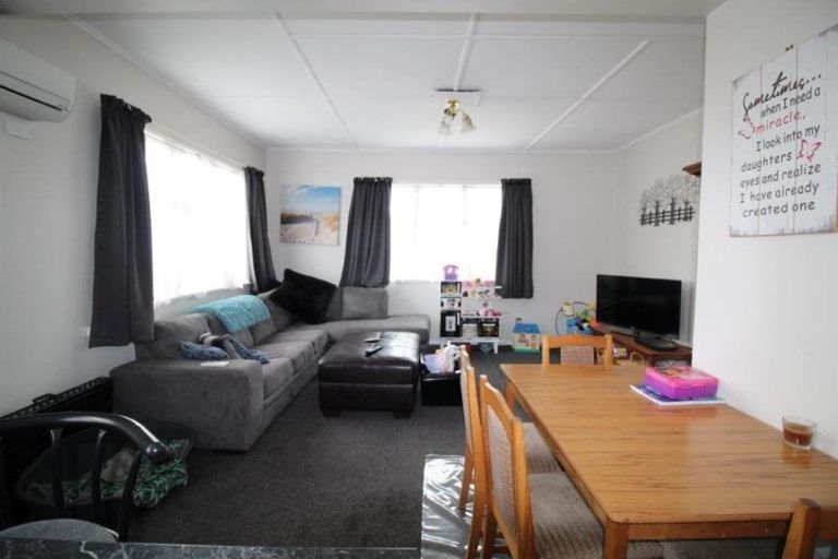 Photo of property in 11 Lockerbie Street, Turnbull Thomson Park, Invercargill, 9810