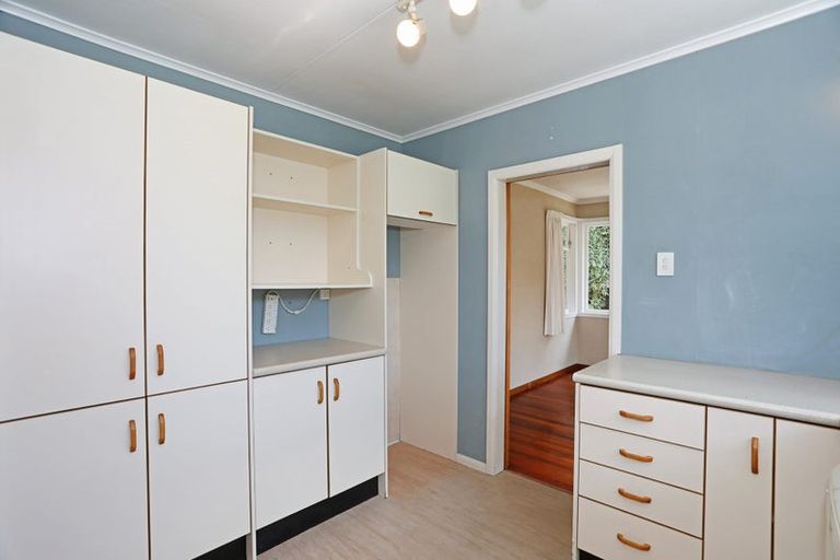 Photo of property in 8 Nairn Crescent, Awapuni, Palmerston North, 4412