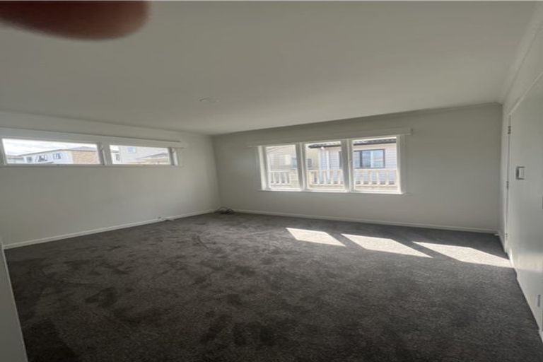 Photo of property in 31 Grassways Avenue, Pakuranga, Auckland, 2010