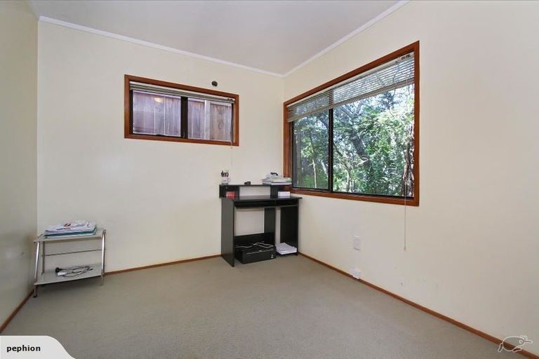 Photo of property in 4/20 Reid Road, New Lynn, Auckland, 0600