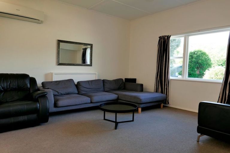 Photo of property in 65 Amohia Street, Paraparaumu, 5032