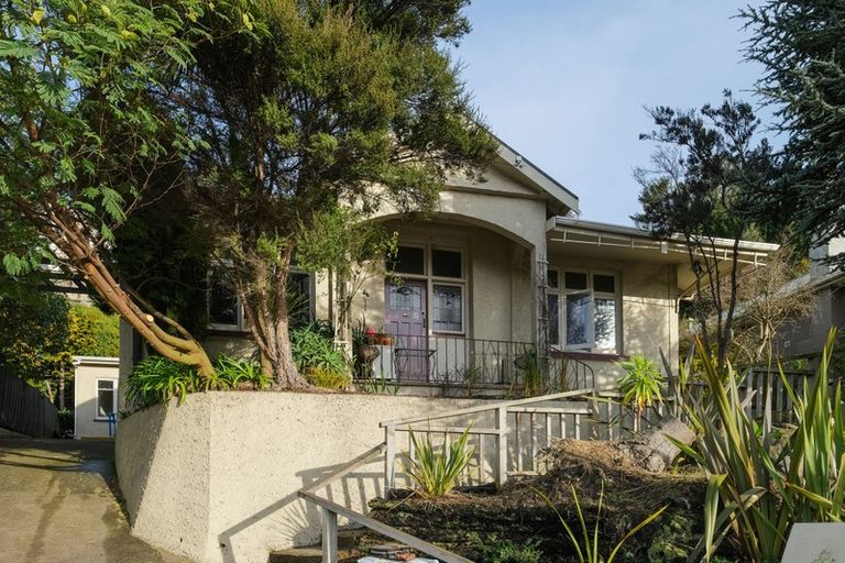 Photo of property in 74 Forbury Road, Saint Clair, Dunedin, 9012