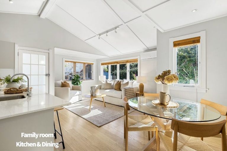 Photo of property in 1/52 Richmond Avenue, Northcote Point, Auckland, 0627