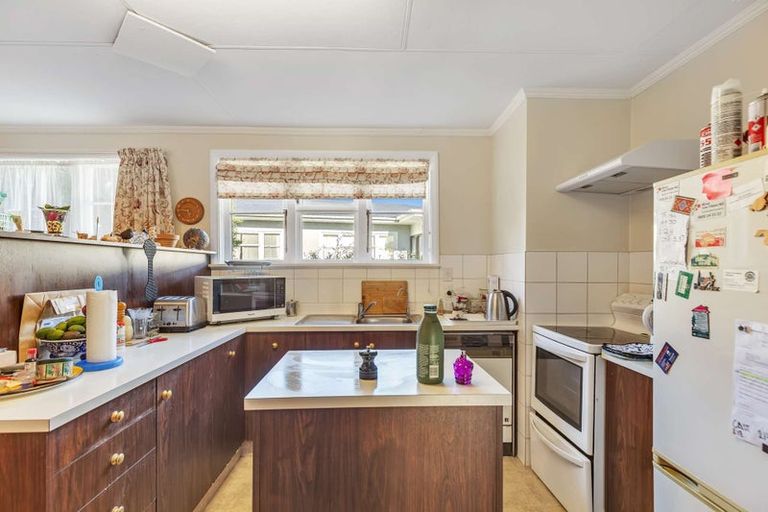 Photo of property in 372 Ruahine Street, Terrace End, Palmerston North, 4410