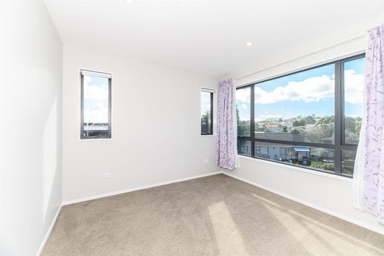 Photo of property in 8a Jeff Place, Howick, Auckland, 2014