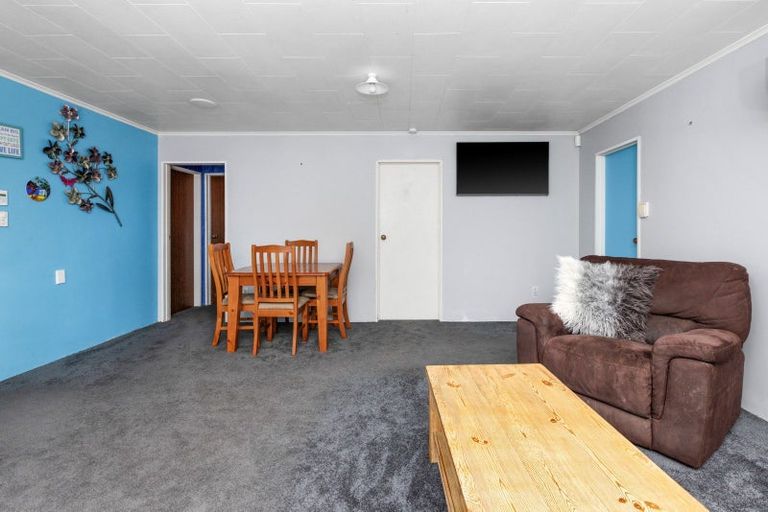 Photo of property in 12 Winchester Place, Tamatea, Napier, 4112