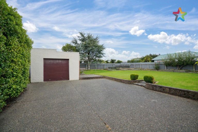Photo of property in 13 Pine Crescent, Hargest, Invercargill, 9810