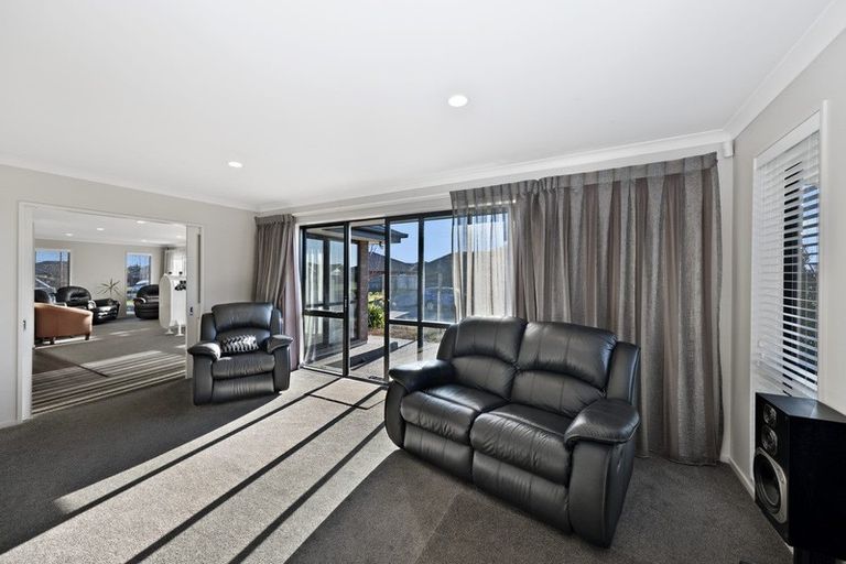 Photo of property in 1 Lloyds Close, Rolleston, 7614