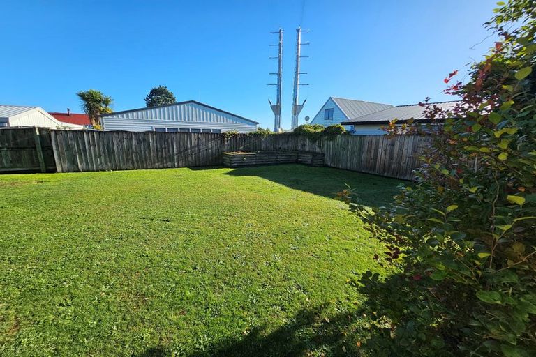 Photo of property in 27 Radiata Street, Fairview Downs, Hamilton, 3214