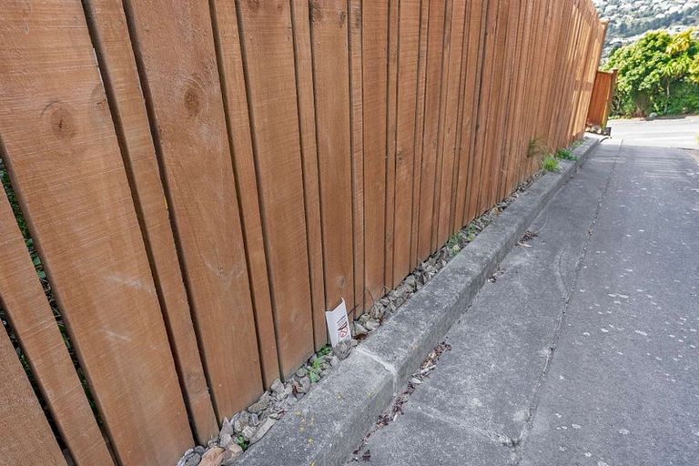 Photo of property in 100 Holliss Avenue, Cashmere, Christchurch, 8022