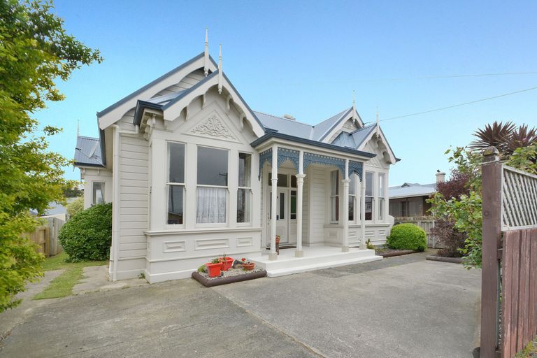Photo of property in 9 Queens Drive, Saint Kilda, Dunedin, 9012