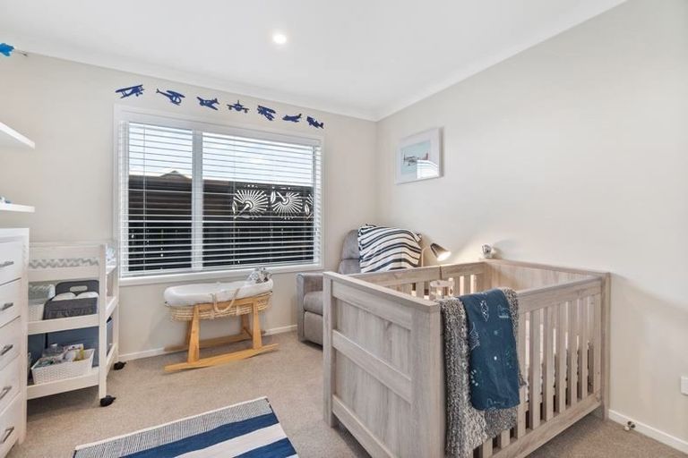 Photo of property in 58 Montgomery Crescent, Kinloch, Taupo, 3377