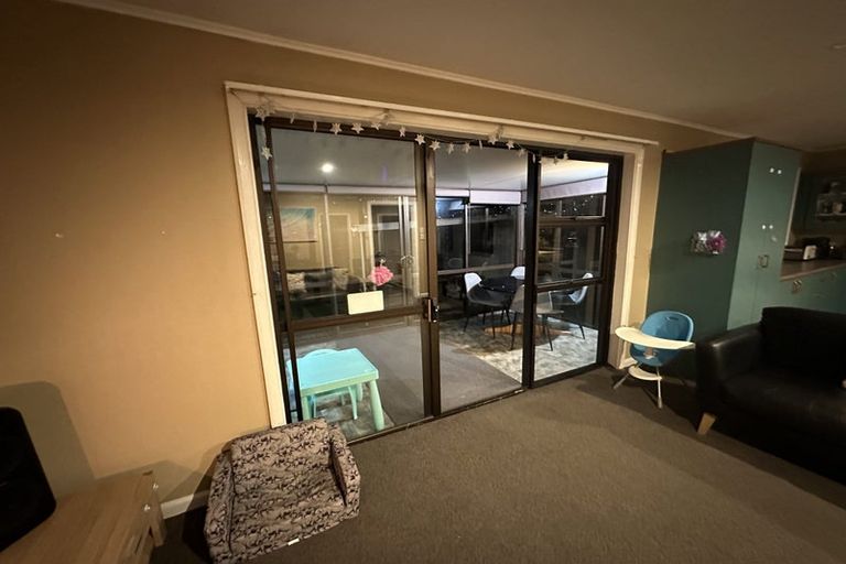 Photo of property in 83 Hargood Street, Woolston, Christchurch, 8062