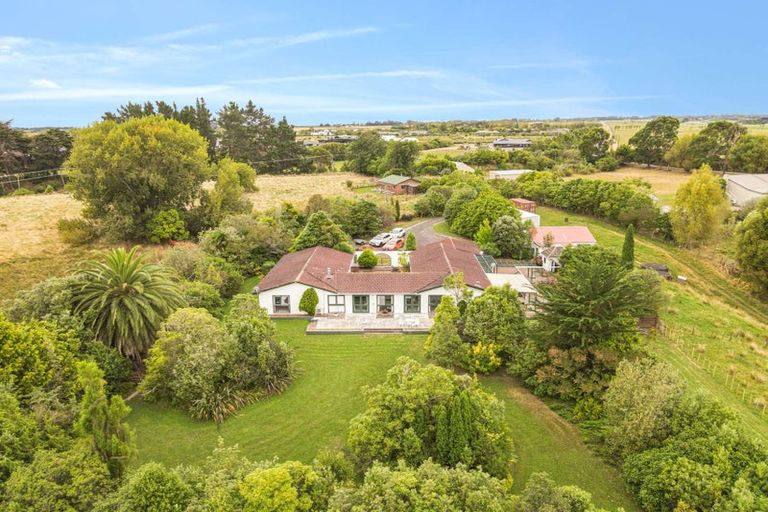 Photo of property in 674 Kelvin Grove Road, Kelvin Grove, Palmerston North, 4470