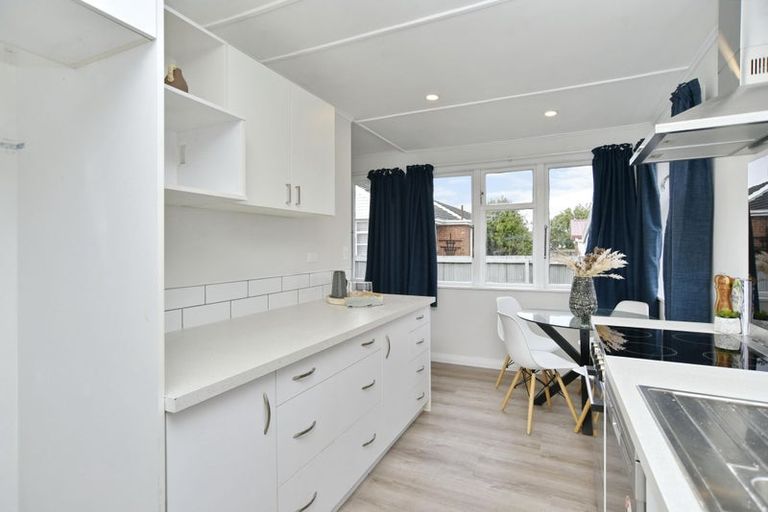 Photo of property in 97 Hoani Street, Northcote, Christchurch, 8052