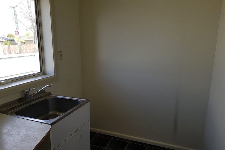 Photo of property in 9 Pembroke Street, Avondale, Christchurch, 8061