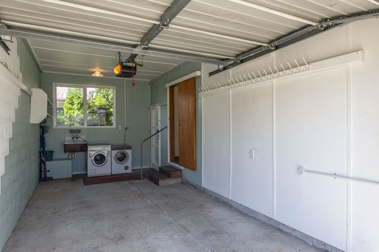 Photo of property in 53 Alexander Road, Raumati Beach, Paraparaumu, 5032