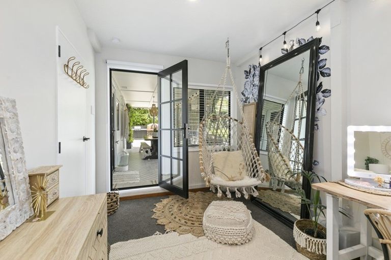 Photo of property in 85 Maungaraki Road, Korokoro, Lower Hutt, 5012