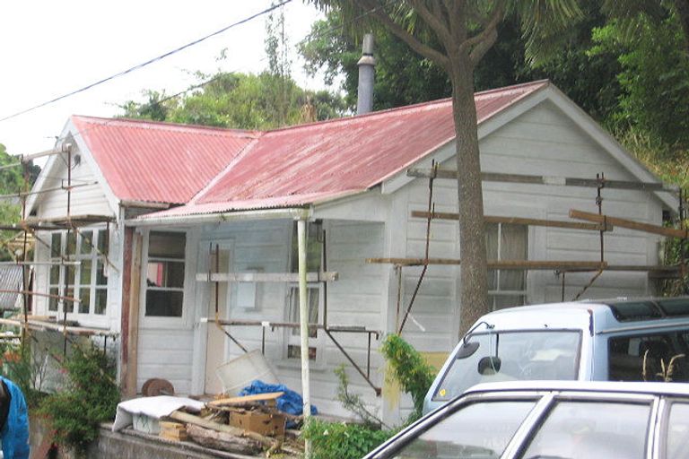 Photo of property in 83 Holloway Road, Aro Valley, Wellington, 6021