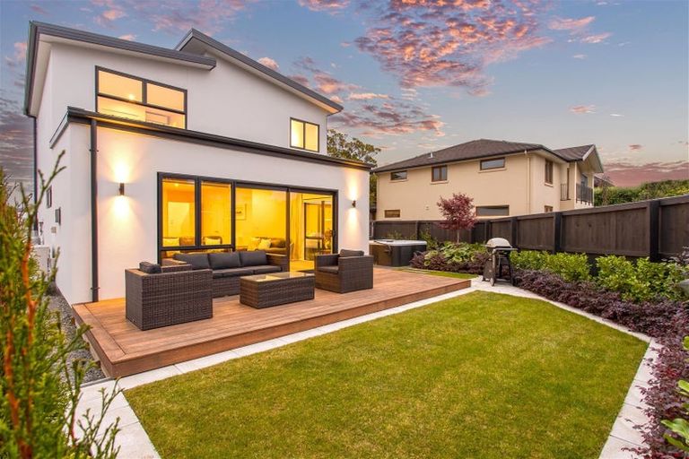 Photo of property in 5a Taylors Avenue, Bryndwr, Christchurch, 8052