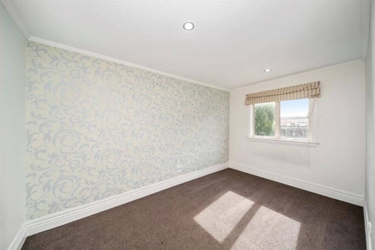 Photo of property in 336 South Road, Hawera, 4610