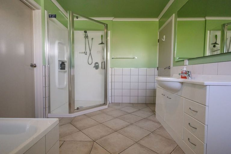 Photo of property in 187 Main South Road, Karoro, Greymouth, 7805