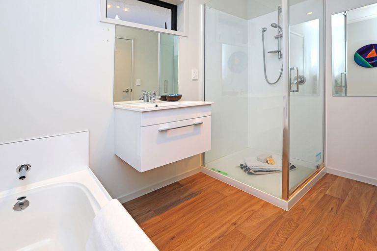 Photo of property in 410 Weymouth Road, Weymouth, Auckland, 2103