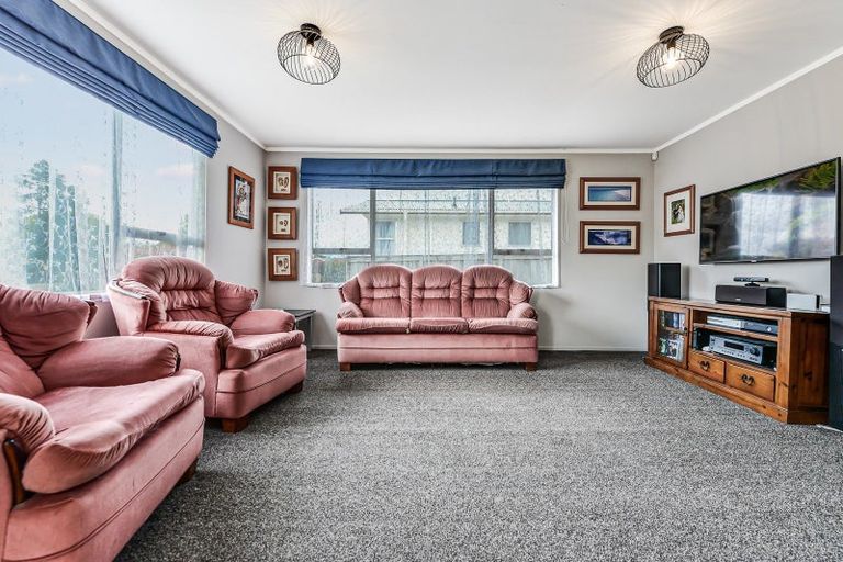 Photo of property in 12 Lansdowne Crescent, Glenview, Hamilton, 3206