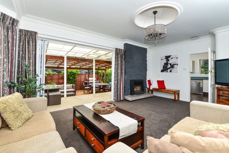 Photo of property in 27 Hinton Avenue, Forest Lake, Hamilton, 3200