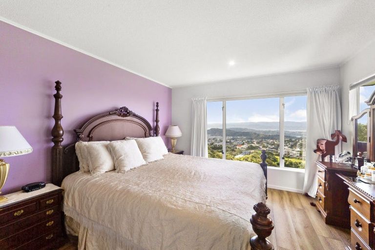 Photo of property in 89 Ashton Fitchett Drive, Brooklyn, Wellington, 6021