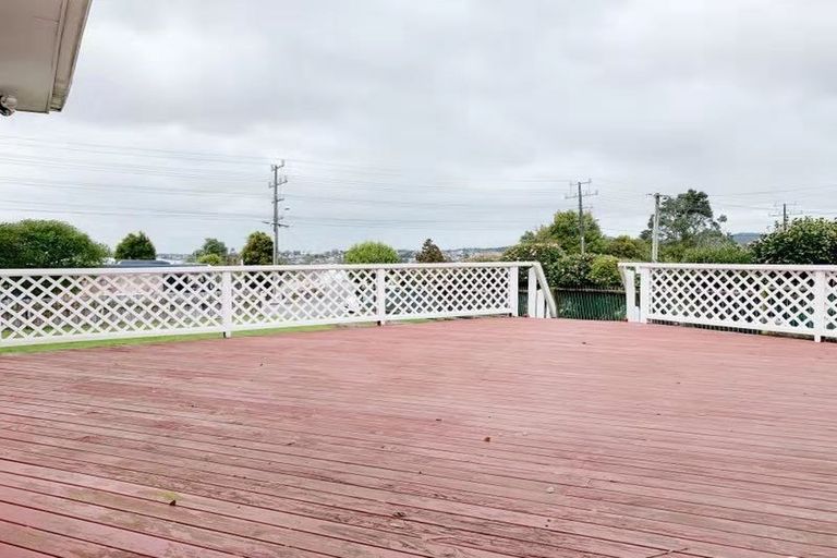 Photo of property in 108 Hepburn Road, Glendene, Auckland, 0602