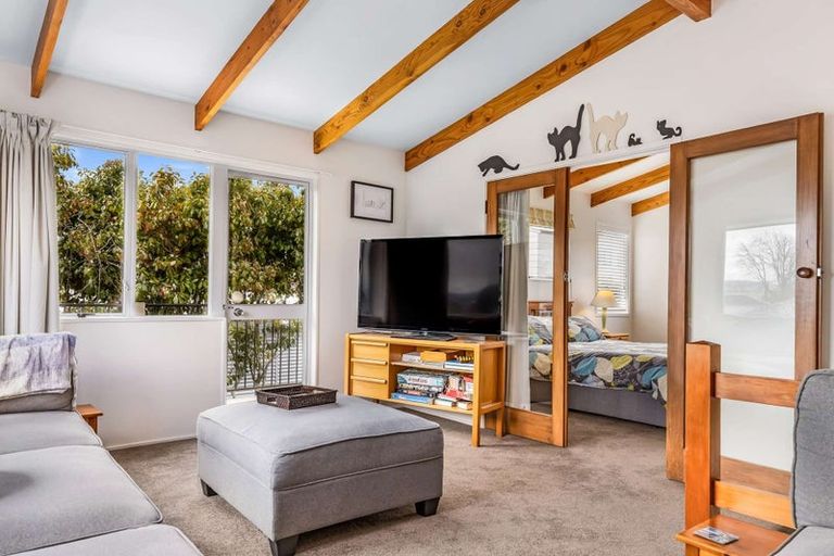 Photo of property in 3a Wharewaka Road, Wharewaka, Taupo, 3330