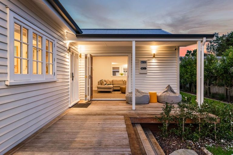 Photo of property in 5 Alice Street, Riverhead, 0820