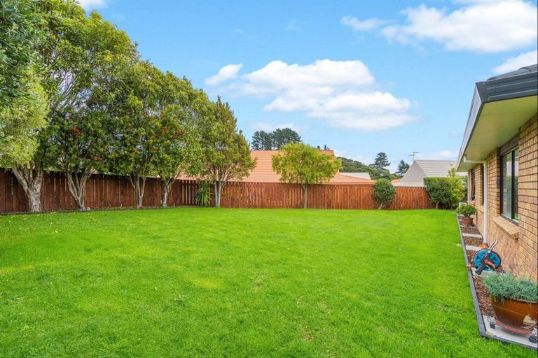 Photo of property in 60d Ruapehu Street, Paraparaumu, 5032