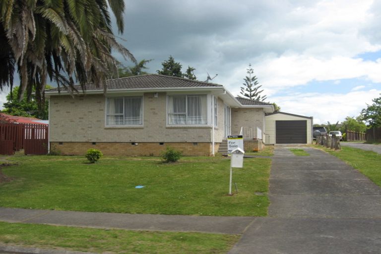 Photo of property in 4 Arnwood Street, Manurewa, Auckland, 2102