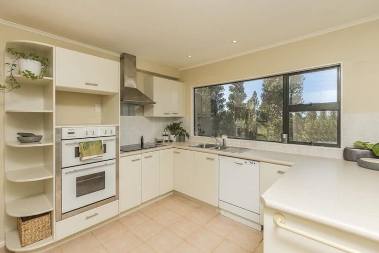 Photo of property in 125 Paremoremo Road, Lucas Heights, Auckland, 0632